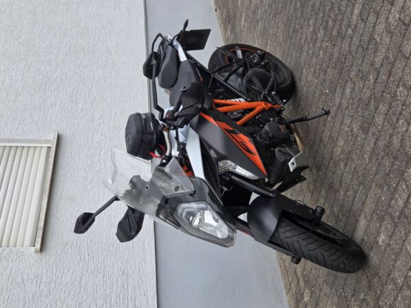KTM Super Duke 1290 GT – Bild 2