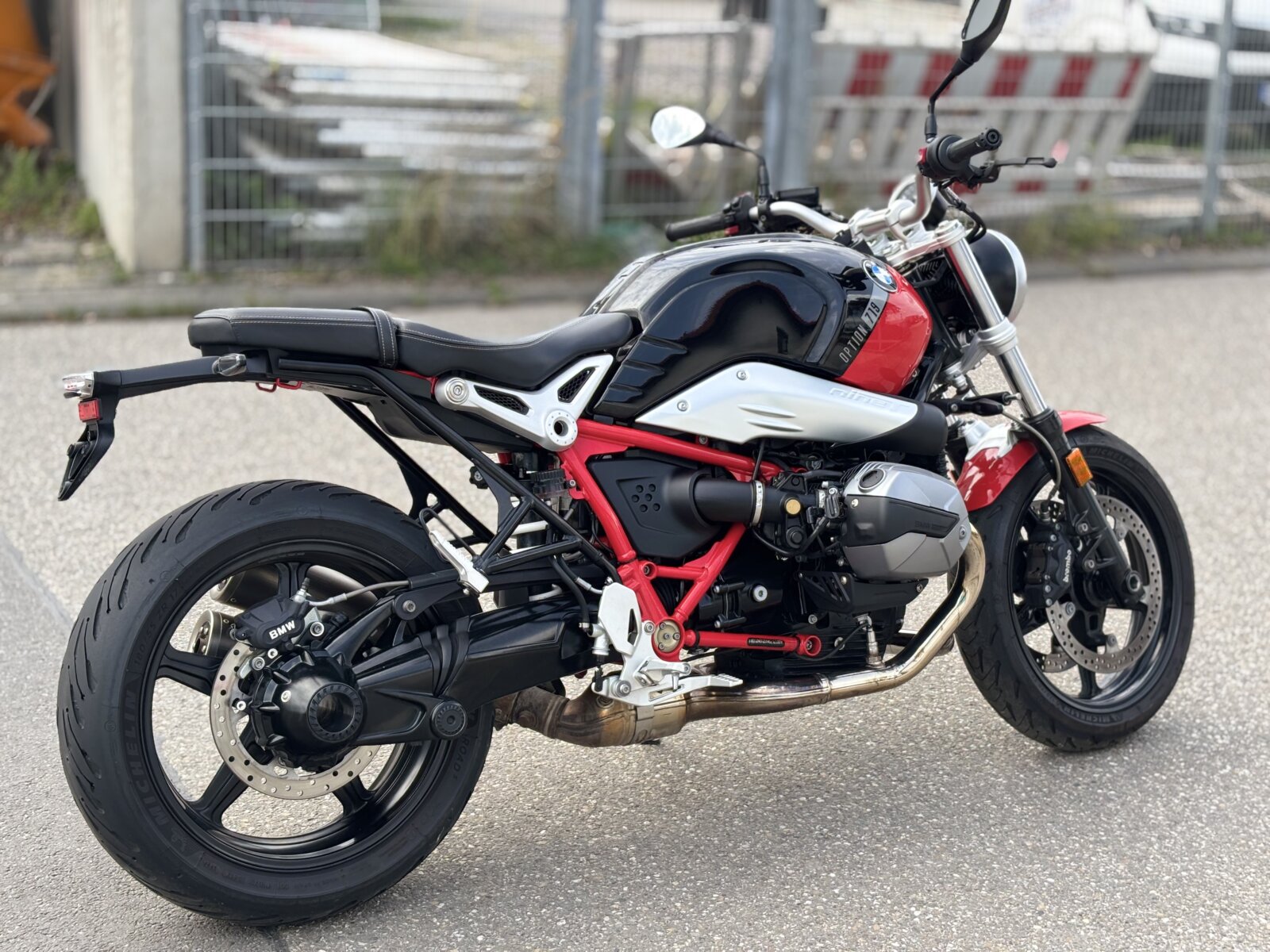 BMW Rninet Pure A2 Option 719