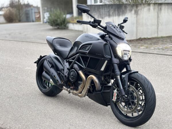 Ducati Diavel – Bild 1