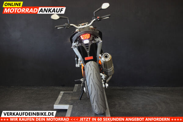 KTM 690 Duke – Bild 4