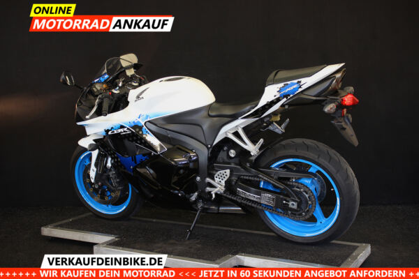 Honda CBR600RR – Bild 5