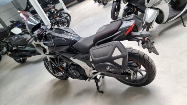 Honda NC750X DCT – Bild 5