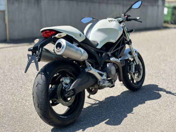 Ducati Monster 696 – Bild 8
