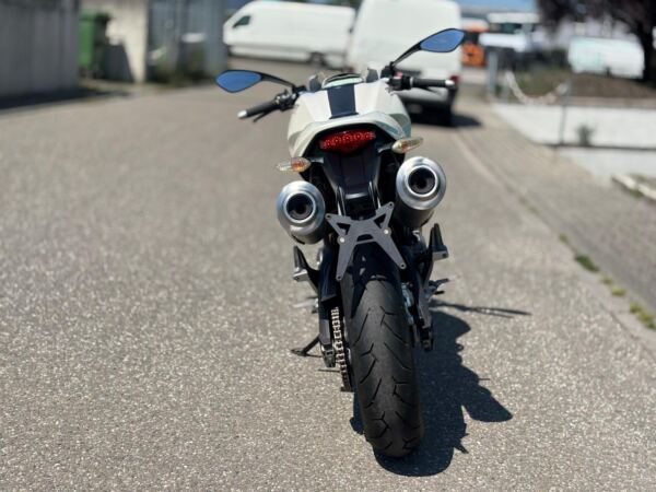 Ducati Monster 696 – Bild 10