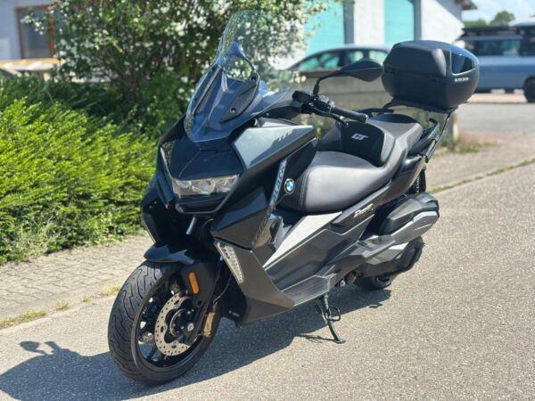 BMW C400GT Triple Black