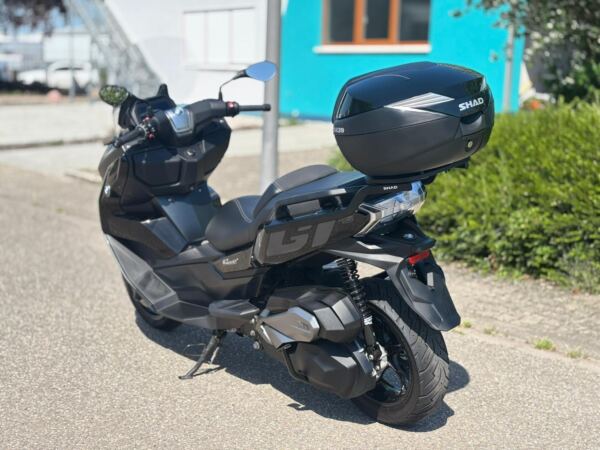 BMW C400GT Triple Black – Bild 4