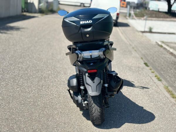 BMW C400GT Triple Black – Bild 6