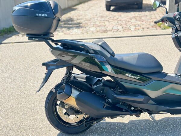 BMW C400GT Triple Black – Bild 8