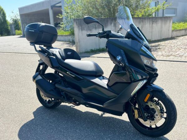 BMW C400GT Triple Black – Bild 9
