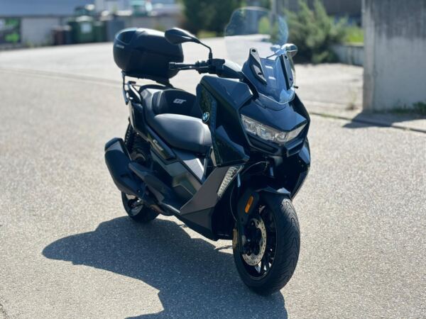 BMW C400GT Triple Black – Bild 11